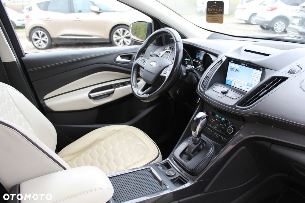 Ford Kuga 2.0 TDCi 4x4 Vignale - 26