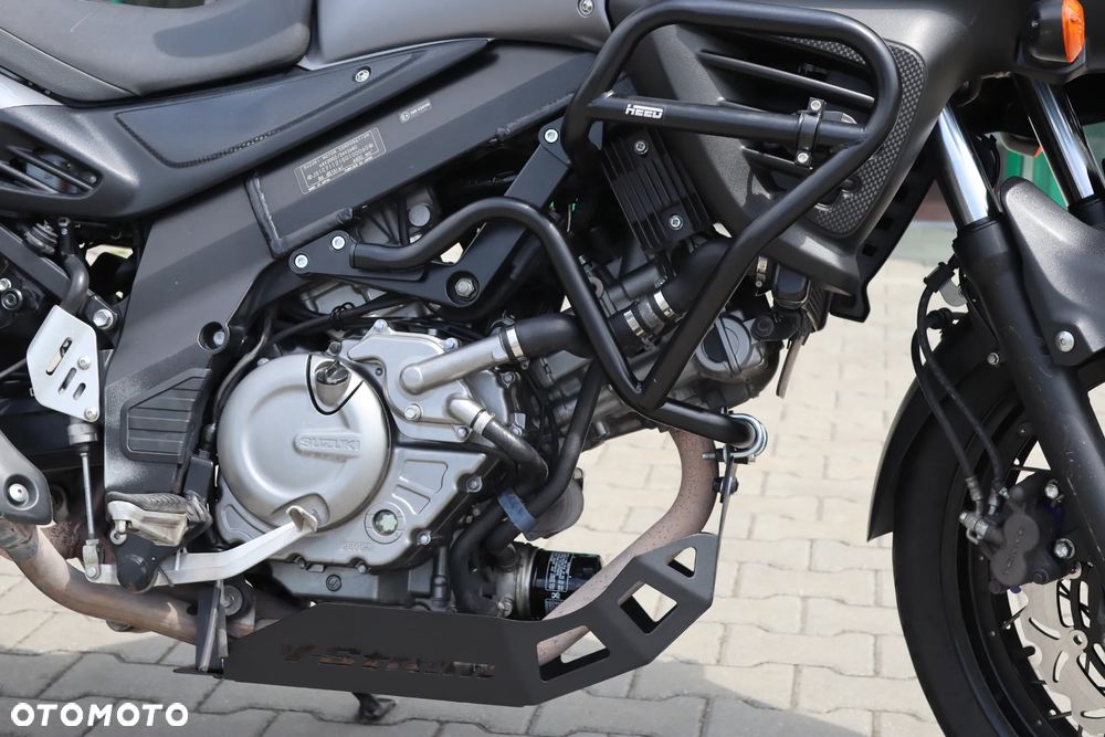 Suzuki V-STROM - 11
