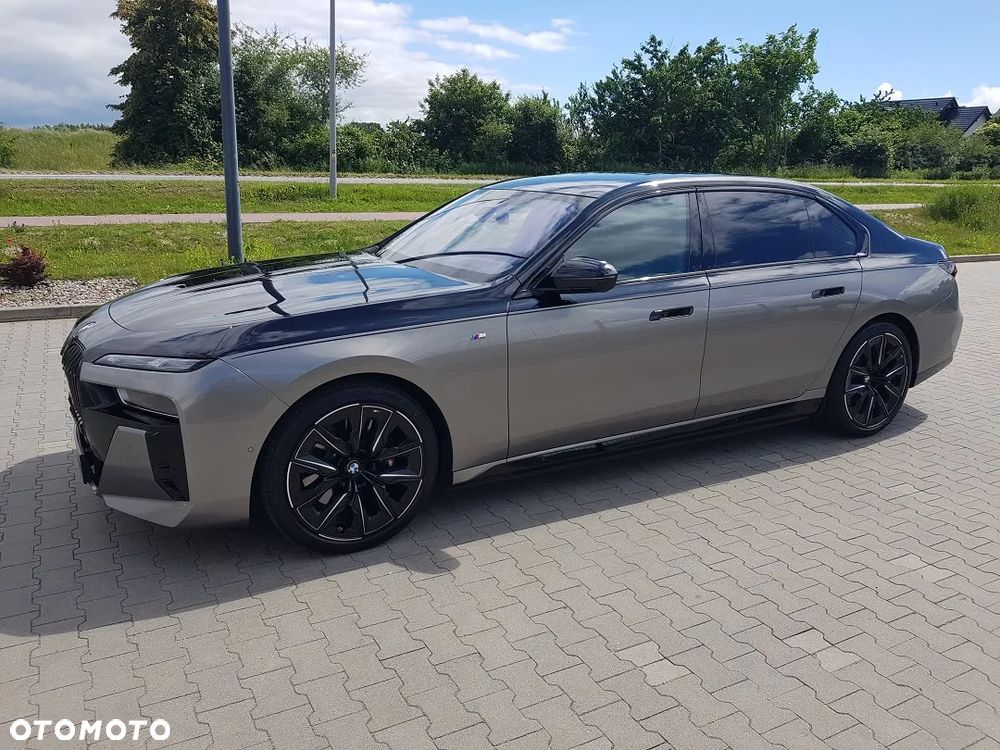 BMW i7 105.7kWh xDrive60 M Sport - 7