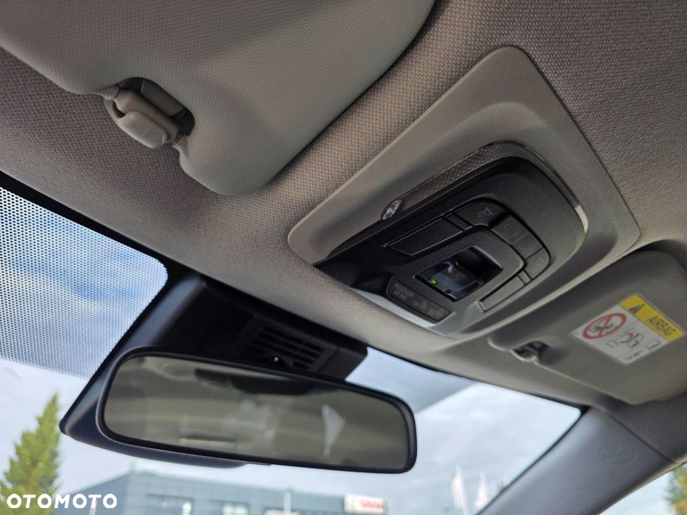 Toyota Corolla 1.8 Hybrid Comfort - 21