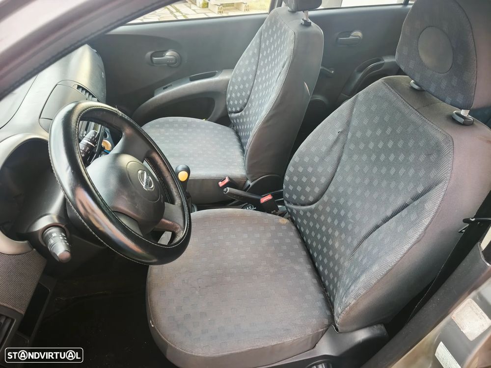 Nissan Micra 1.0 Emotion AC - 17