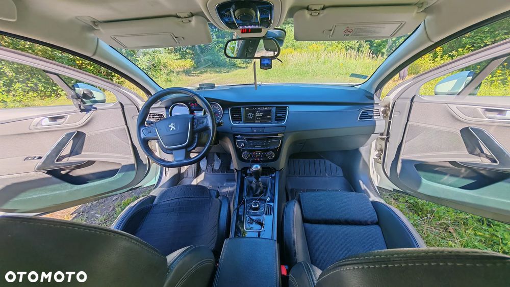 Peugeot 508 HDi FAP 140 Allure - 11