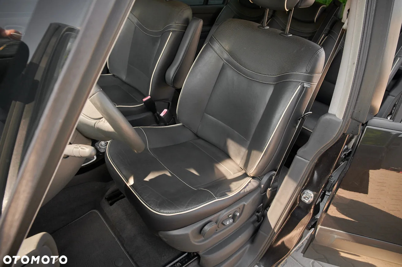 Renault Grand Espace 2.0 dCi 175 FAP Initiale - 12