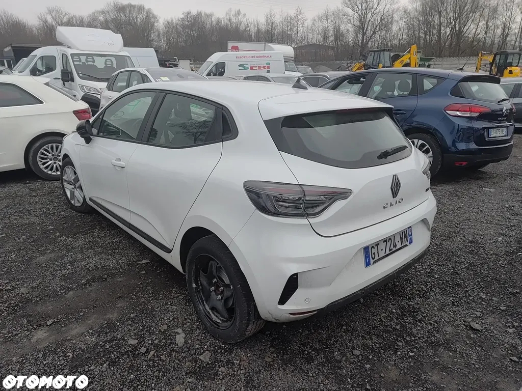 Renault Clio - 13