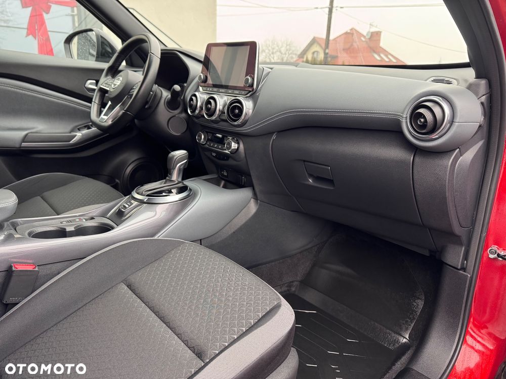 Nissan Juke 1.0 DIG-T N-Connecta DCT - 24