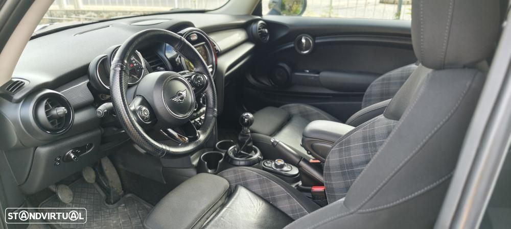 MINI 3 Portas Cooper D - 27