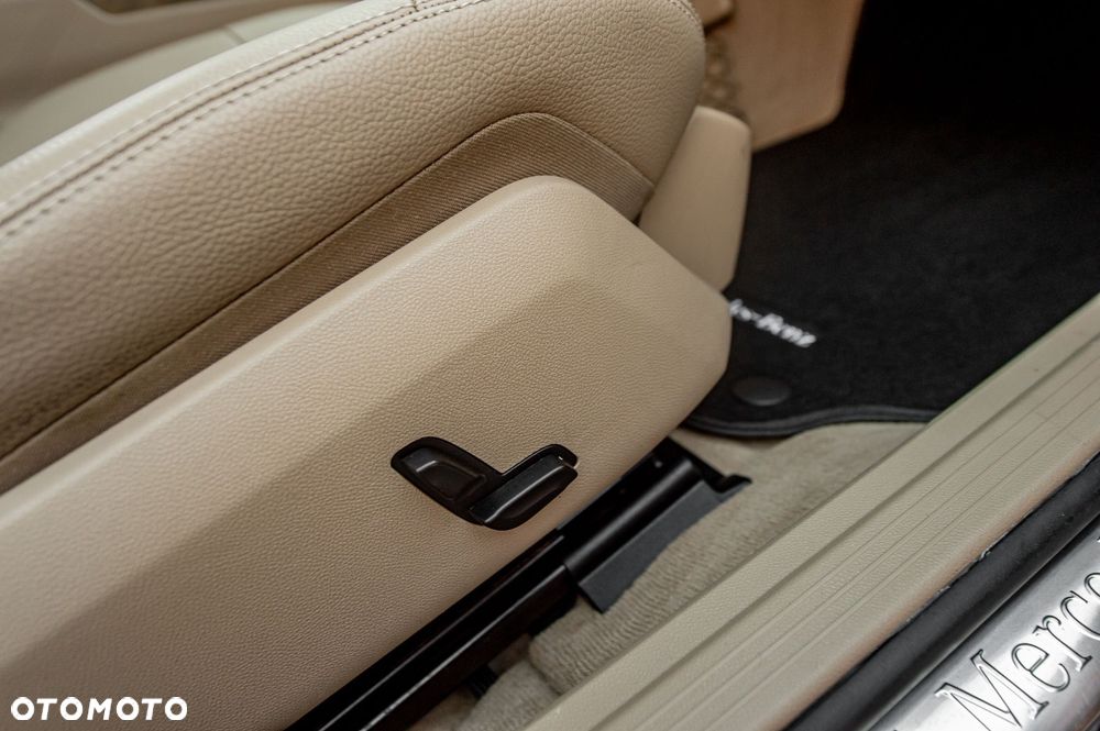 Mercedes-Benz Klasa E 350 CDI BlueEff Elegance - 33