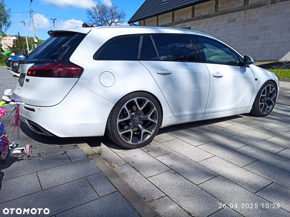 Opel Insignia - 8