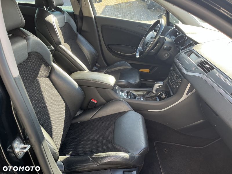 Citroën C5 2.7 HDi V6 Exclusive - 8