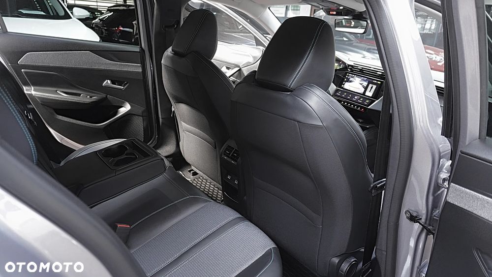 Peugeot 308 1.2 PureTech Allure Pack S&S EAT8 - 18