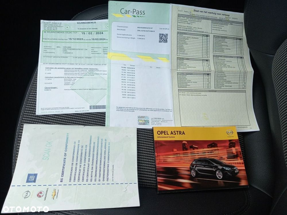 Opel Astra 1.4 Innovation - 38