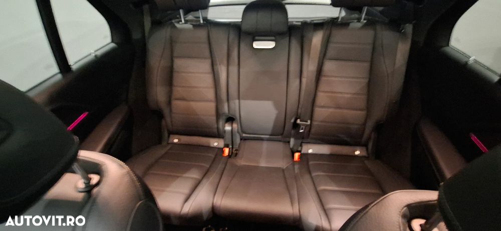 Mercedes-Benz GLE 400 d 4MATIC 9G-TRONIC AMG Line - 33