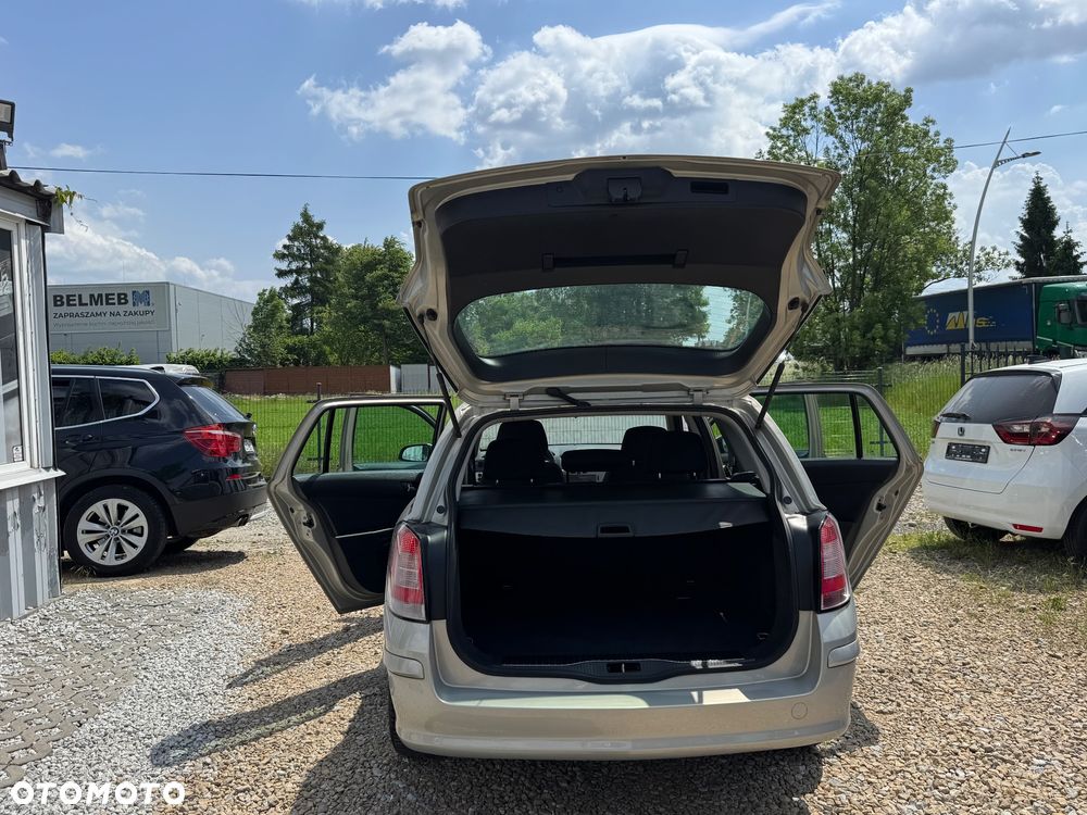 Opel Astra - 16