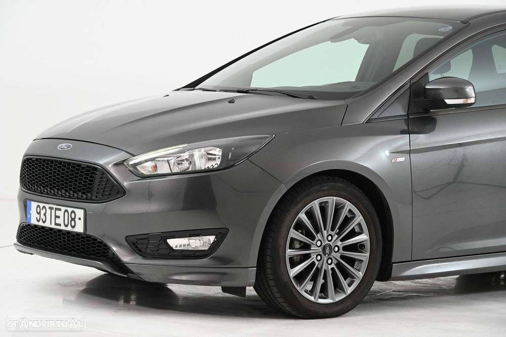 Ford Focus 1.0 EcoBoost ST-Line - 14