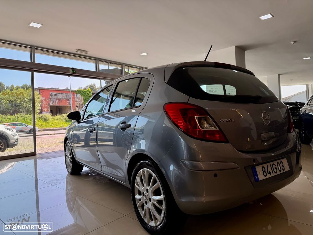 Opel Corsa 1.2 Enjoy - 25