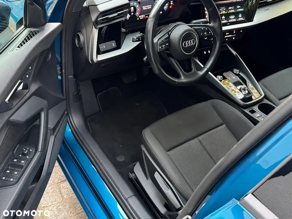 Audi A3 Sportback - 8