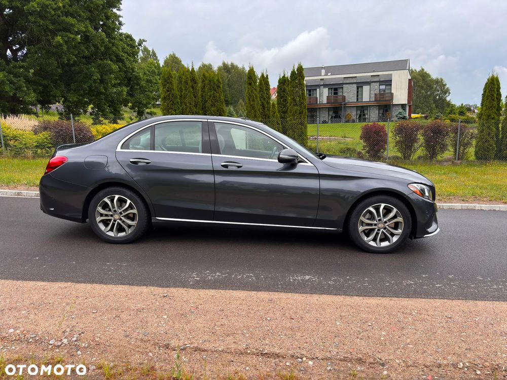 Mercedes-Benz Klasa C 300 7G-TRONIC AMG Line - 5