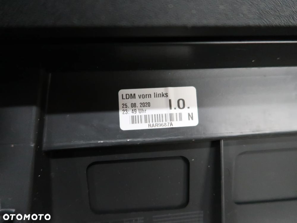 Listwa Drzwi Audi Q7 4M0853959N czerwona /Grafitowa - 17