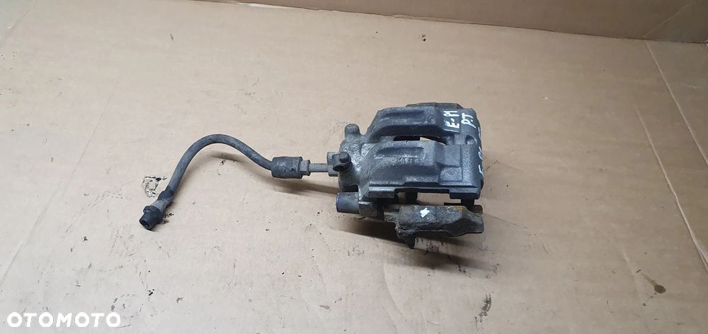 Zacisk hamulcowy prawy tył tylny BMW I E81 E87 - 1