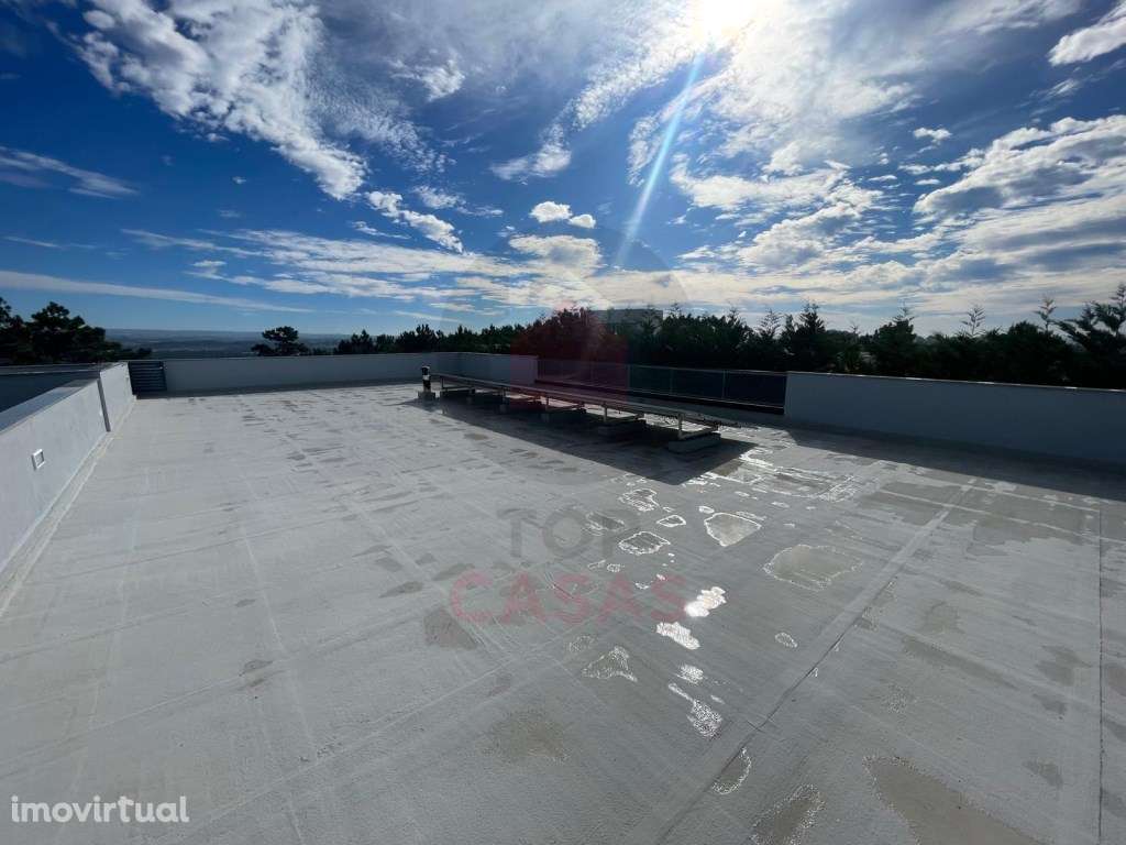 Moradia isolada T3 próxima da Foz do Arelho e São Martinho do Porto - Grande imagem: 5/35