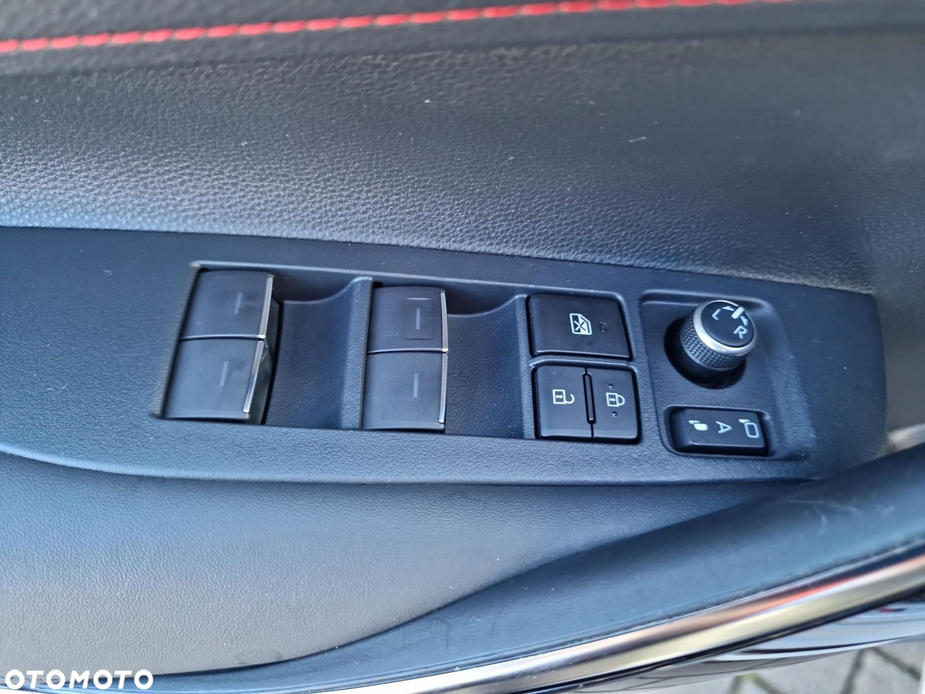 Toyota Corolla 1.8 Hybrid GR Sport - 13