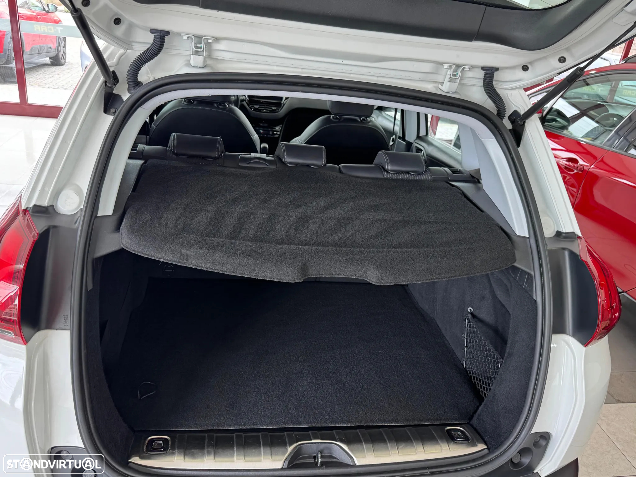 Peugeot 2008 PureTech 110 Stop&Start Allure - 15