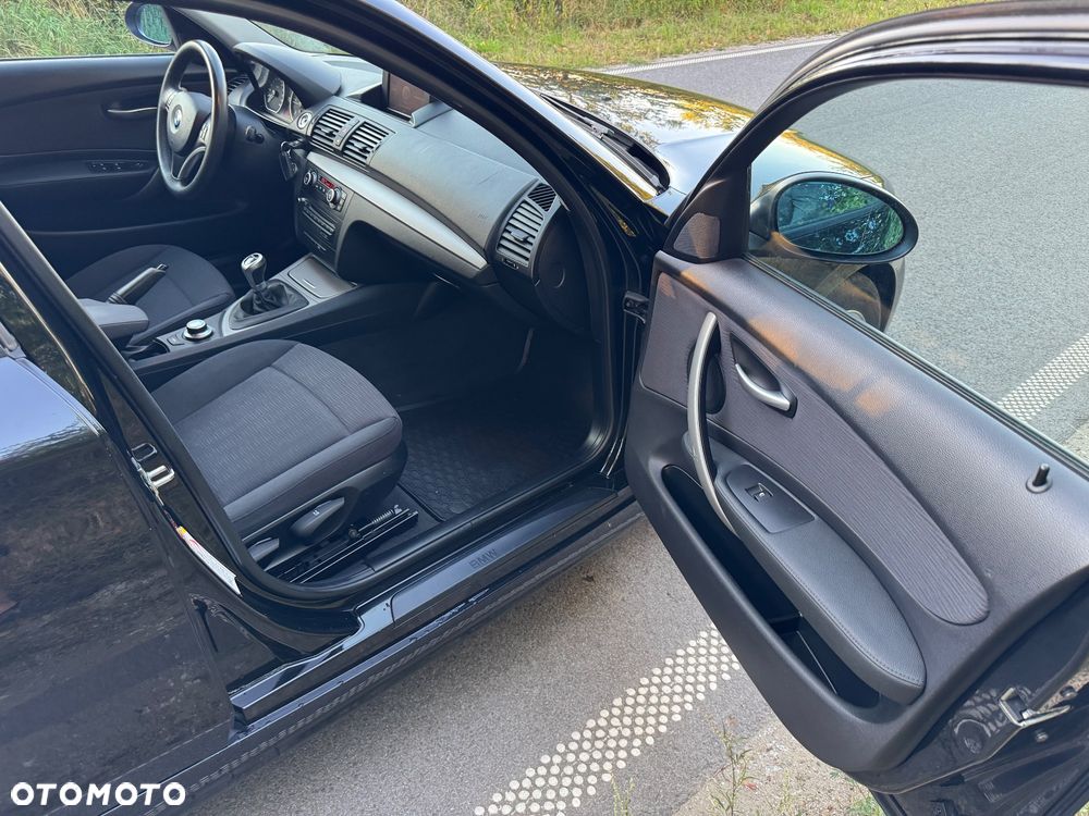 BMW Seria 1 118d - 15