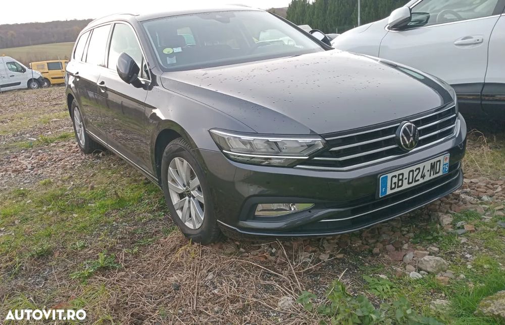 Volkswagen Passat Variant 2.0 TDI SCR DSG Business - 3