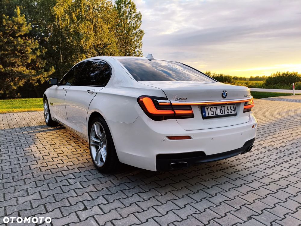 BMW Seria 7 740Li - 7