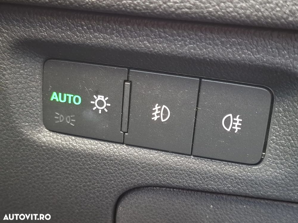 Skoda Octavia 1.0 TSI DSG Mild Hybrid Ambition - 39