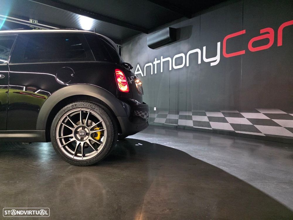 MINI 3 Portas Cooper D - 40