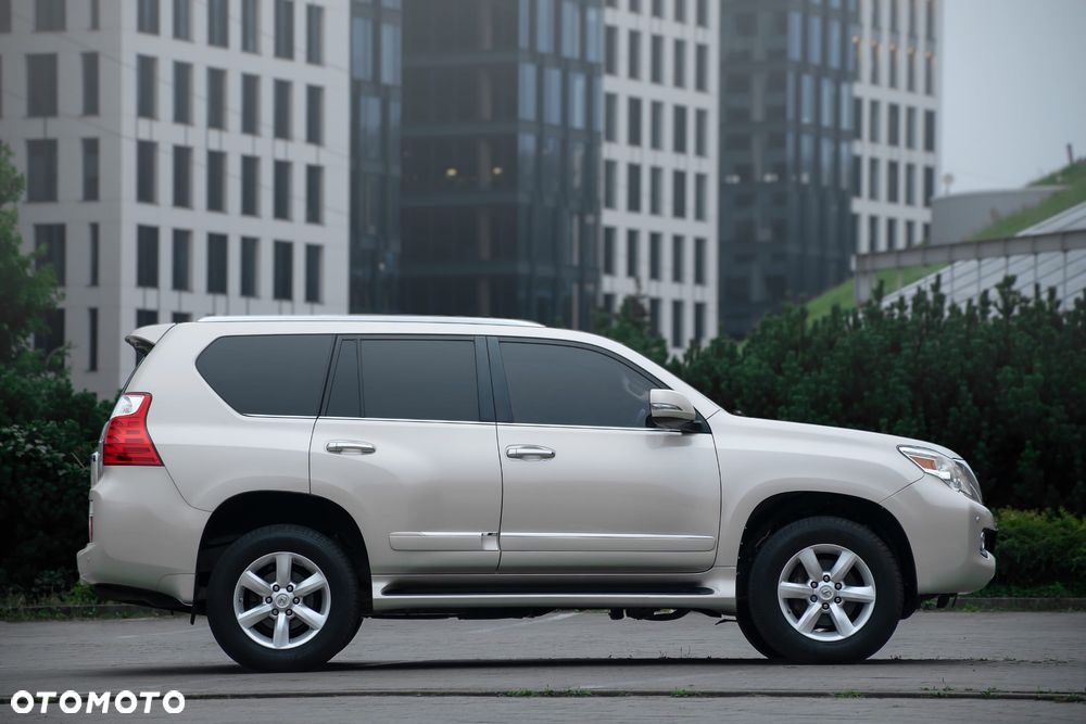 Lexus GX - 8