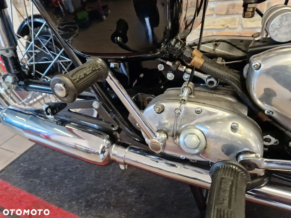Triumph Speed Twin - 32