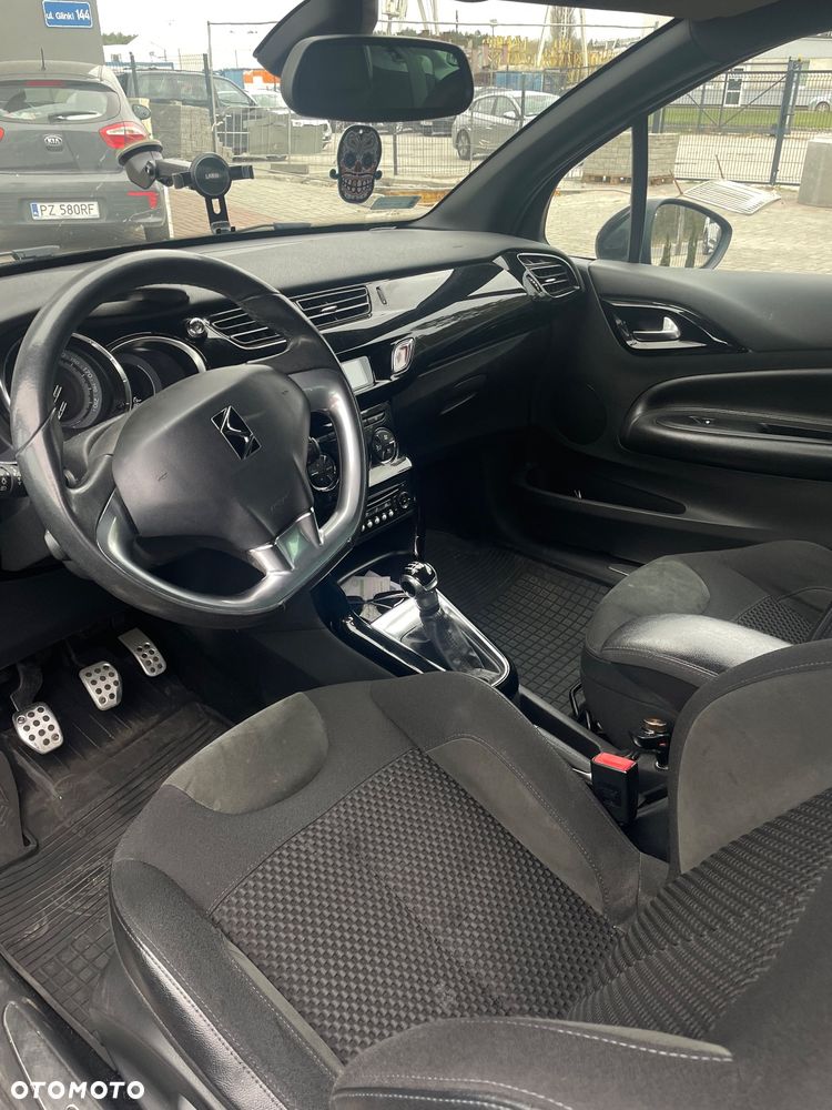 Citroën DS3 e-HDi 90 FAP SoChic - 9