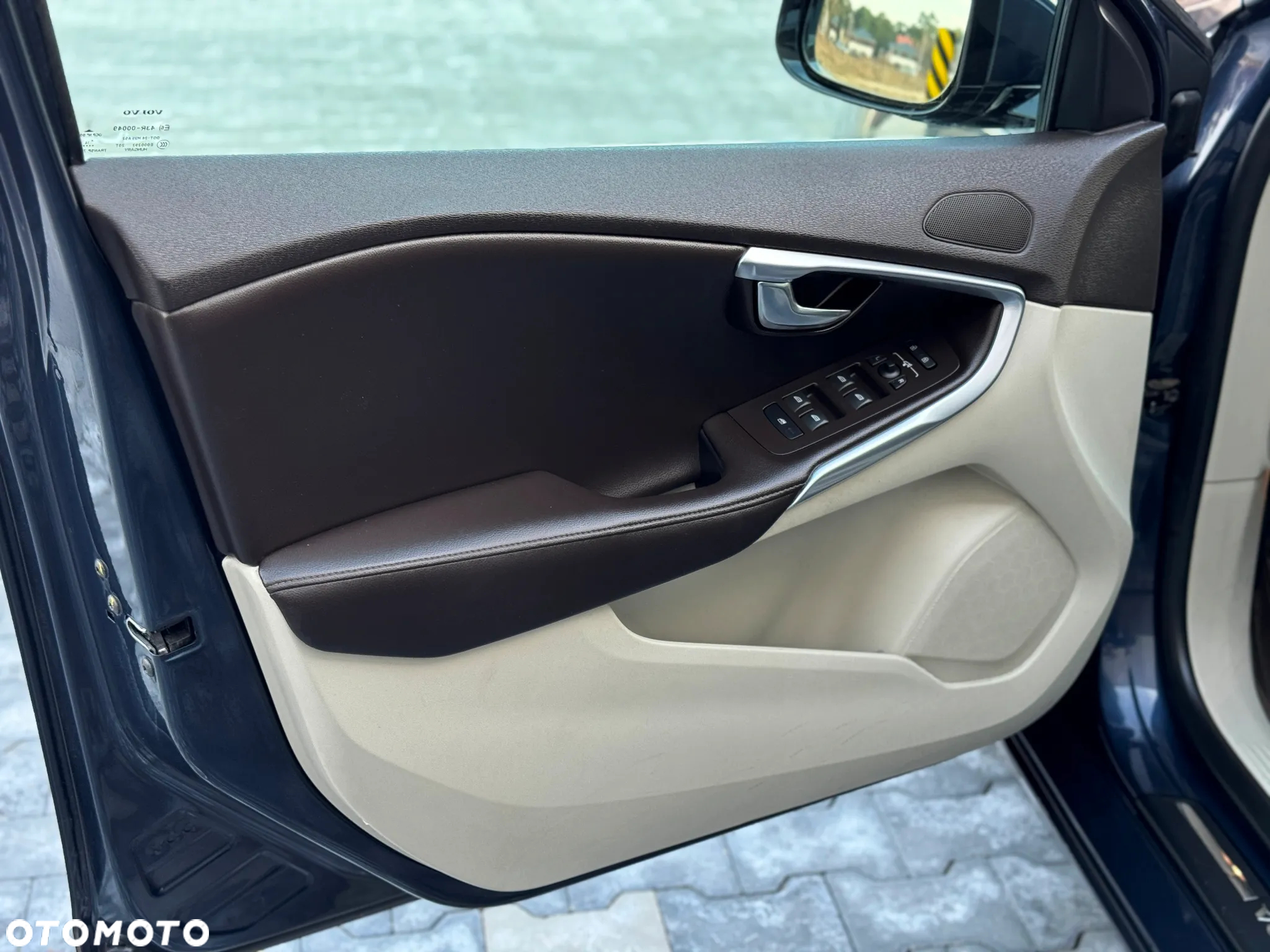Volvo V40 D4 RDesign - 29