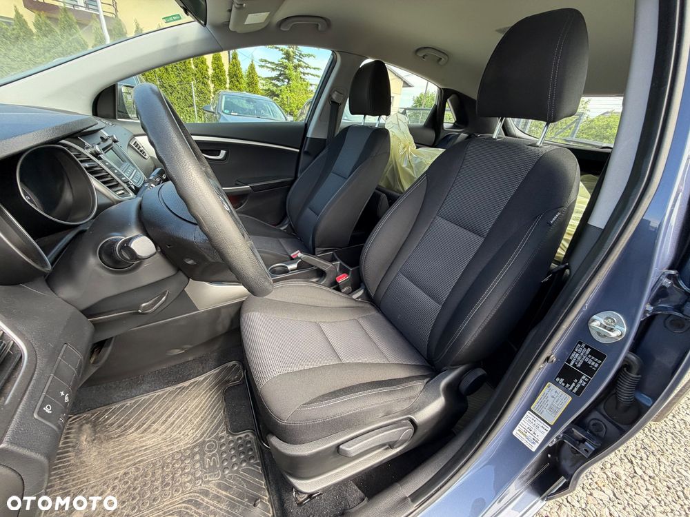 Hyundai i30 1.4 Classic - 32