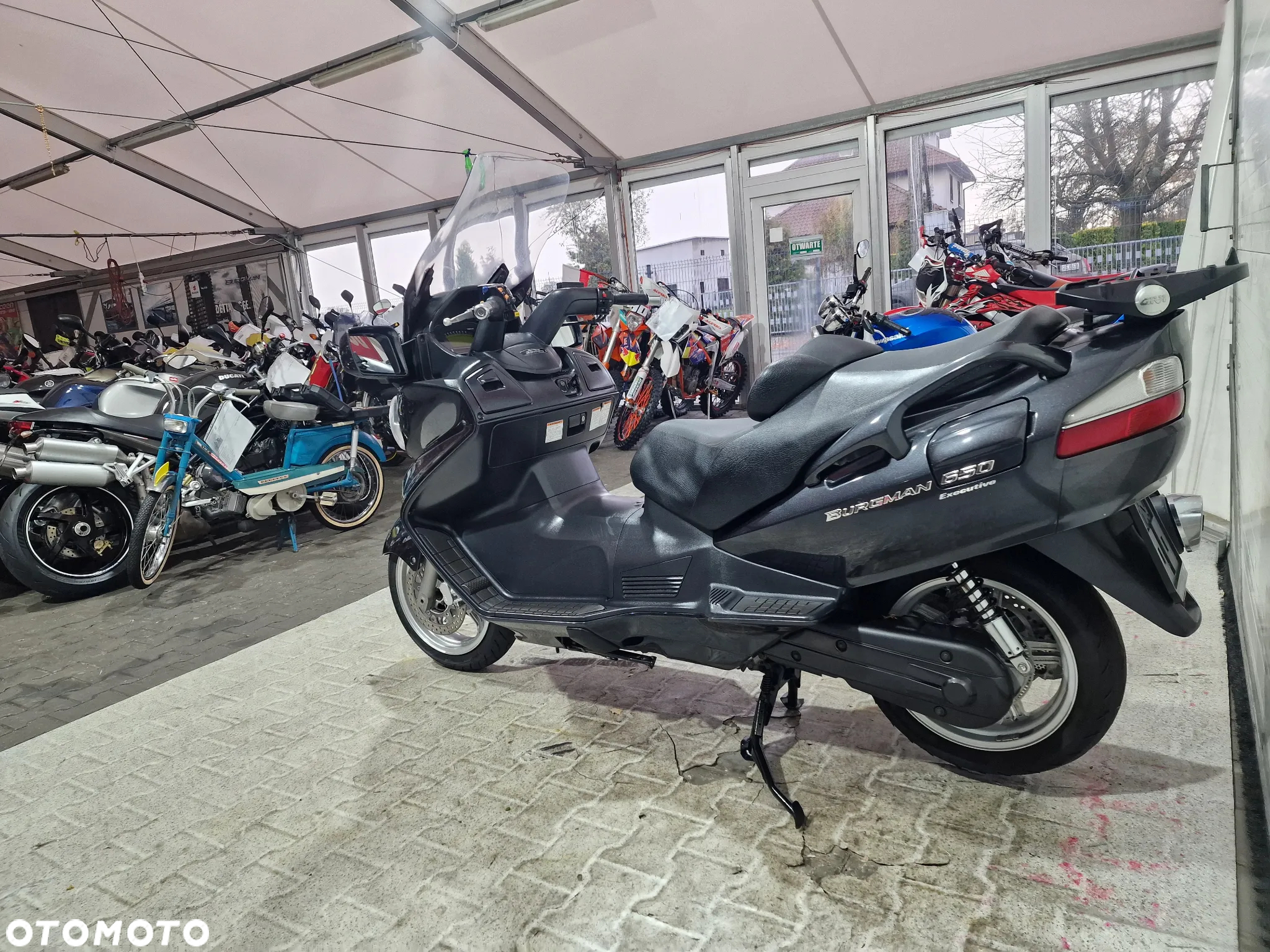 Suzuki Burgman - 20