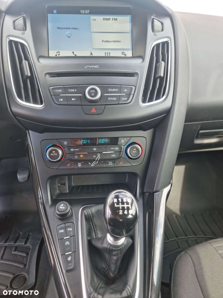 Ford Focus 1.0 EcoBoost Titanium - 9