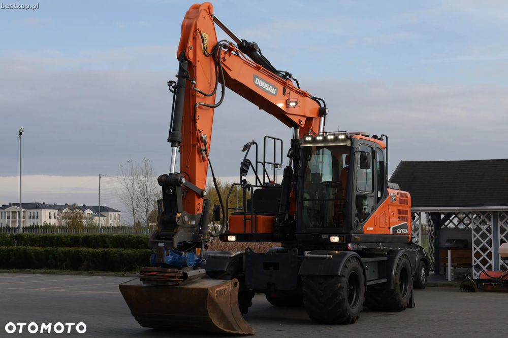 Doosan DX170W-5 - 14