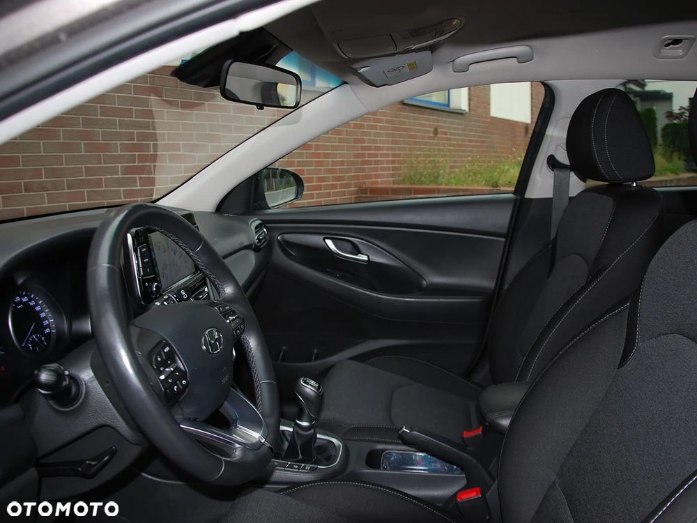 Hyundai i30 1.5 T-GDI 48V Smart - 8