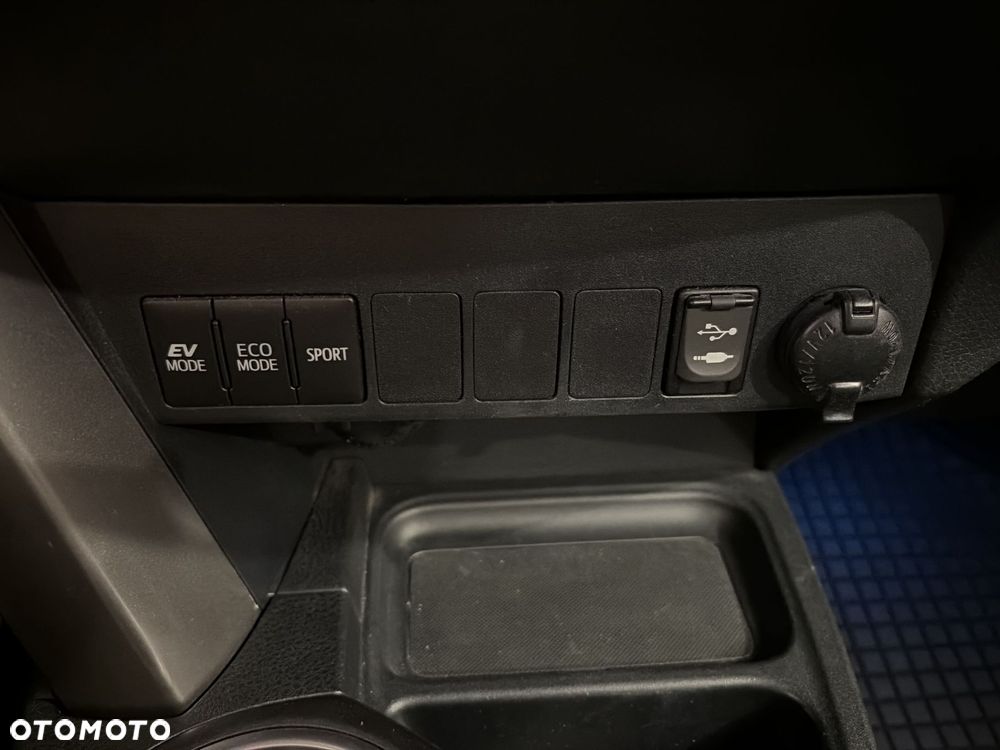 Toyota RAV4 Hybrid Premium 4x4 - 19