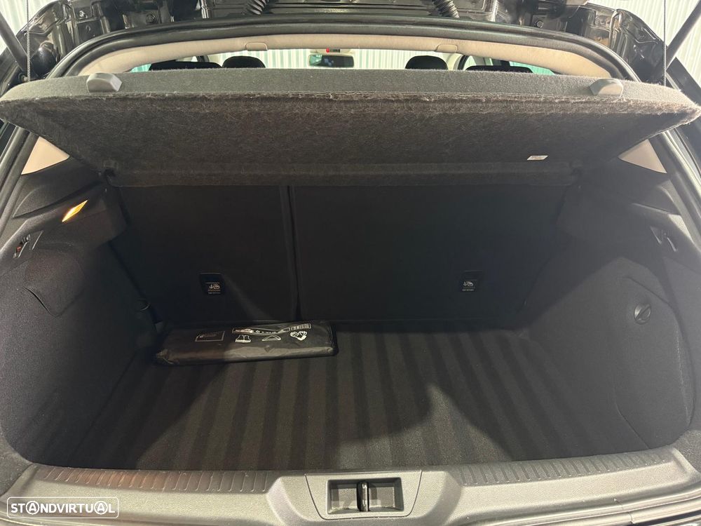 Renault Mégane 1.5 Blue dCi GT Line - 32