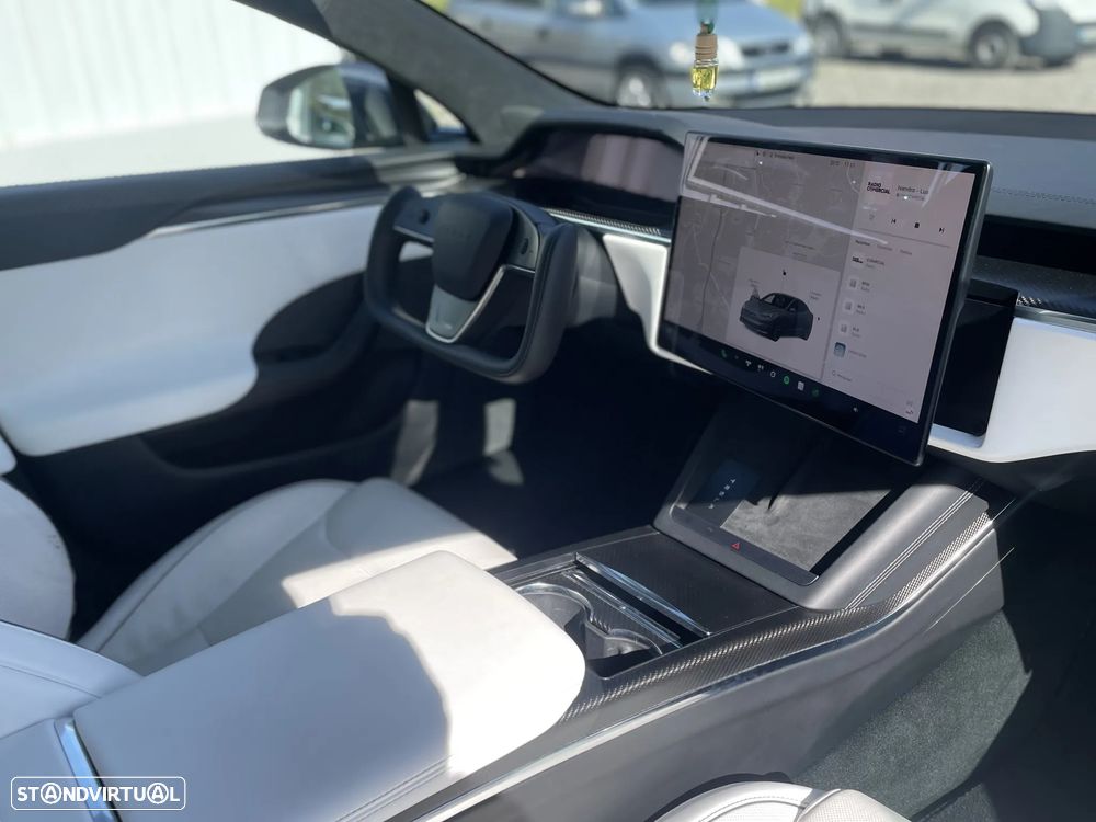 Tesla Model S Plaid AWD - 11