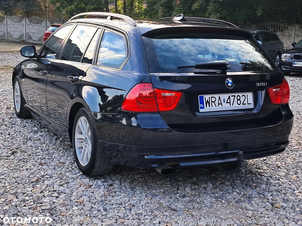 BMW Seria 3 318i Touring Edition Sport - 5
