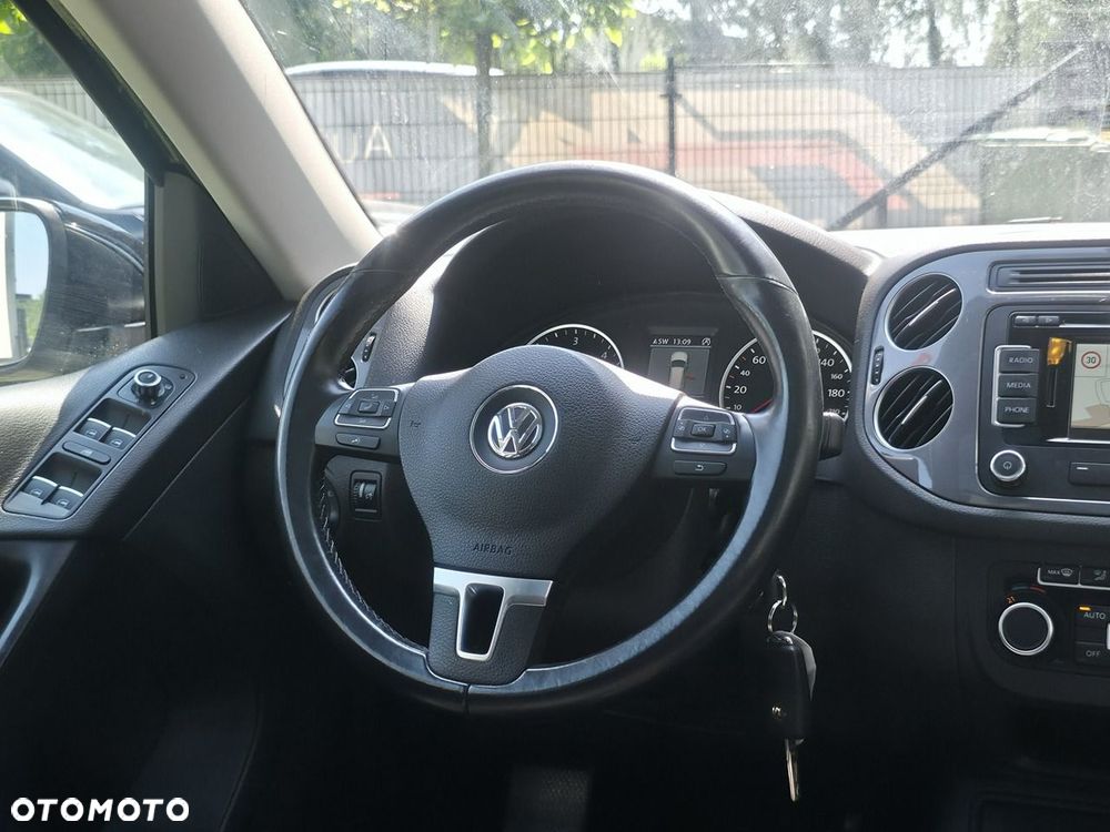 Volkswagen Tiguan - 14