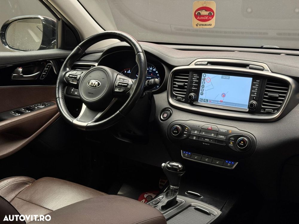 Kia Sorento - 8