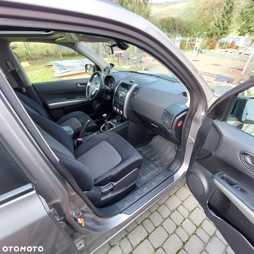 Nissan X-Trail 2.0 dCi XE - 22