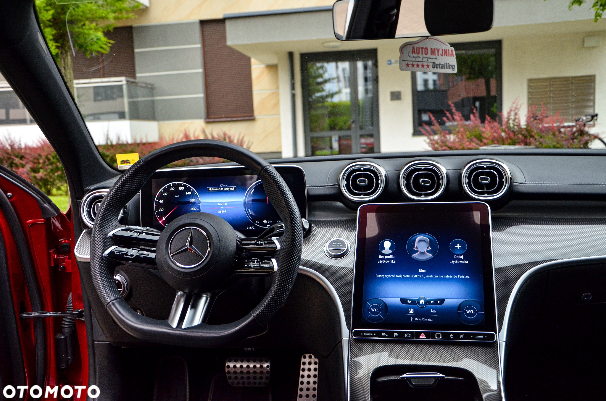 Mercedes-Benz Klasa C 300 e PHEV AMG - 18