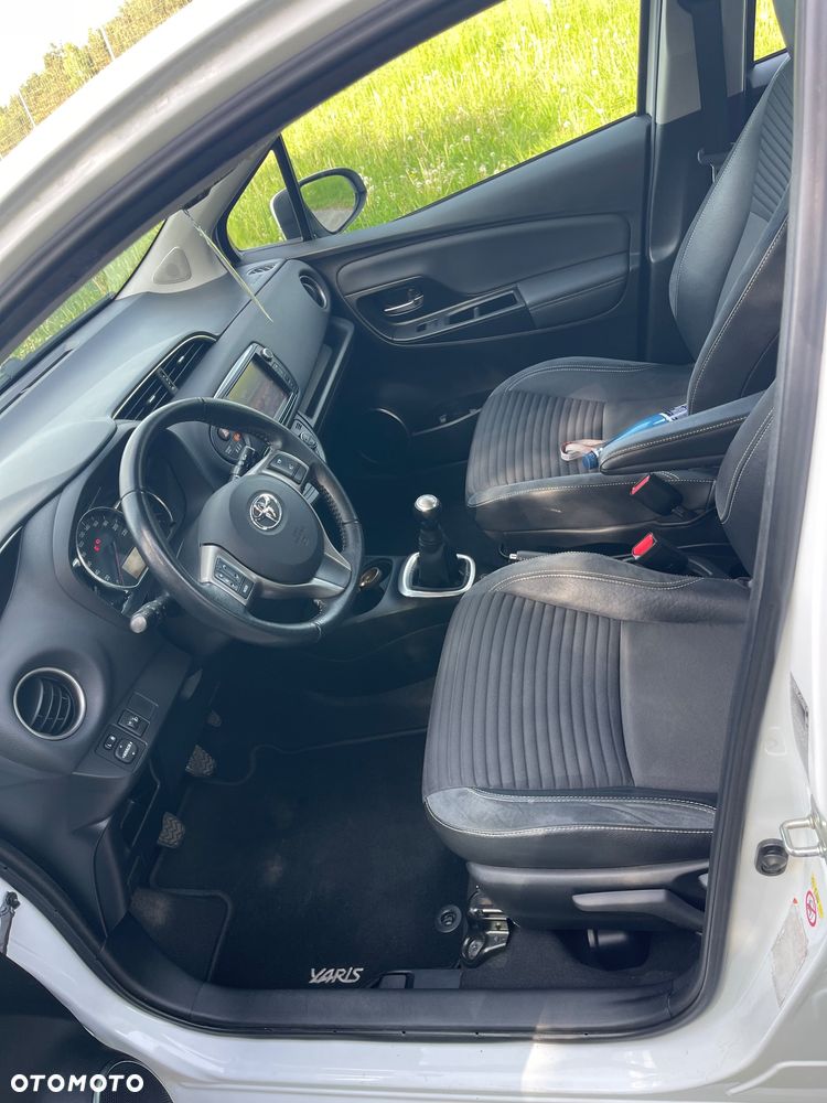 Toyota Yaris - 13