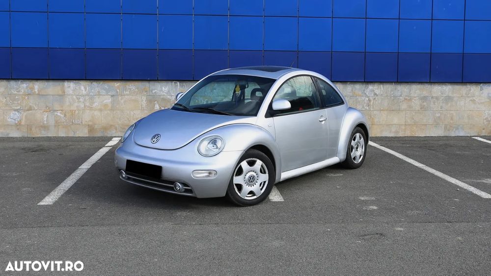 Volkswagen New Beetle - 1